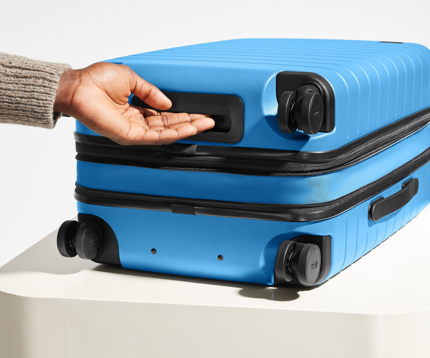 The Carry-On Flex in Splash Blue