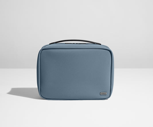 The Hanging Toiletry Bag in Coast Blue
